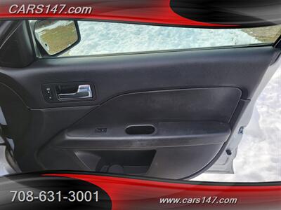 2006 Ford Fusion V6 SE - Photo 21 - Midlothian, IL 60445