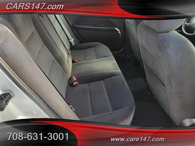 2006 Ford Fusion V6 SE - Photo 13 - Midlothian, IL 60445