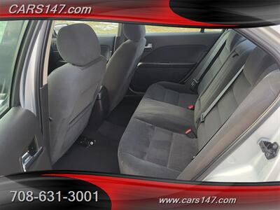 2006 Ford Fusion V6 SE - Photo 12 - Midlothian, IL 60445