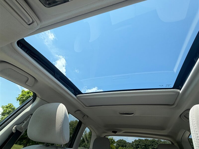 2015 Subaru Forester 2.5i Premium - Photo 16 - Midlothian, IL 60445