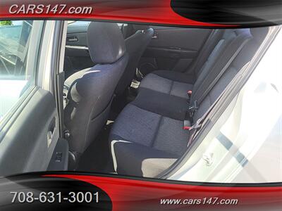 2008 Mazda Mazda3 i Touring   - Photo 10 - Midlothian, IL 60445