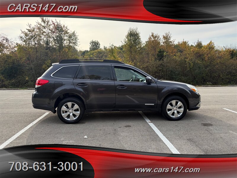 2011 Subaru Outback 2.5i Premium - Photo 6 - Midlothian, IL 60445