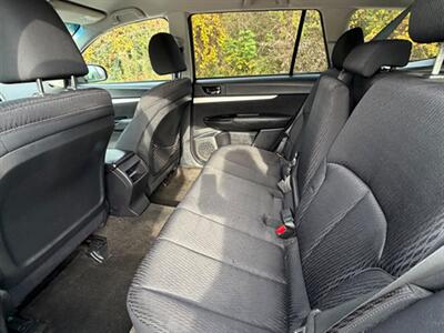 2011 Subaru Outback 2.5i Premium - Photo 20 - Midlothian, IL 60445