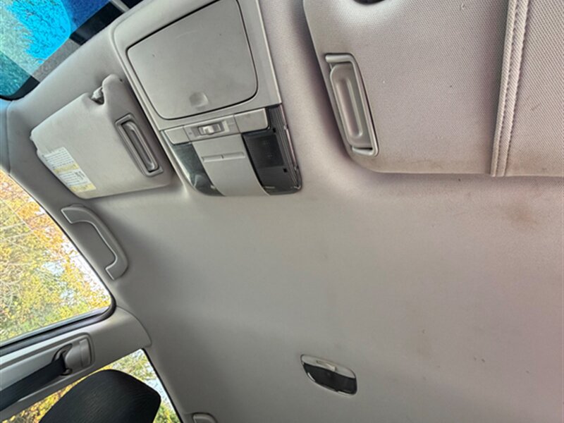 2011 Subaru Outback 2.5i Premium - Photo 16 - Midlothian, IL 60445