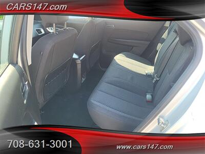2013 Chevrolet Equinox LS   - Photo 10 - Midlothian, IL 60445