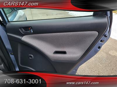 2006 Toyota Matrix XR   - Photo 25 - Midlothian, IL 60445