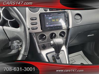 2006 Toyota Matrix XR   - Photo 15 - Midlothian, IL 60445