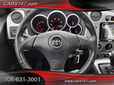 2006 Toyota Matrix XR   - Photo 14 - Midlothian, IL 60445