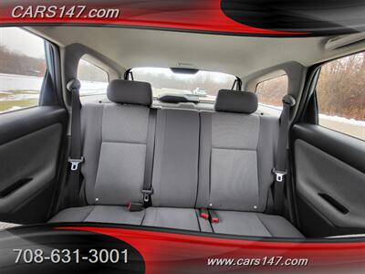 2006 Toyota Matrix XR   - Photo 20 - Midlothian, IL 60445