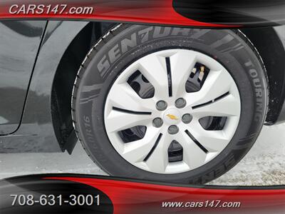 2013 Chevrolet Cruze LS Auto   - Photo 26 - Midlothian, IL 60445