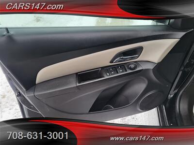 2013 Chevrolet Cruze LS Auto   - Photo 21 - Midlothian, IL 60445