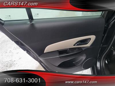 2013 Chevrolet Cruze LS Auto   - Photo 22 - Midlothian, IL 60445