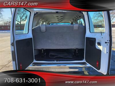 2011 Ford E-350 SD XL - Photo 9 - Midlothian, IL 60445