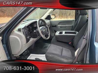2010 Chevrolet Silverado 1500 Work Truck   - Photo 13 - Midlothian, IL 60445