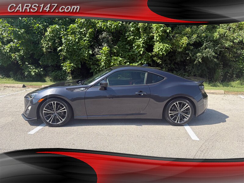 2013 Scion FR-S - Photo 2 - Midlothian, IL 60445