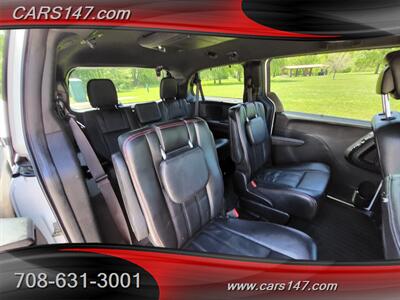 2017 Dodge Grand Caravan GT   - Photo 15 - Midlothian, IL 60445