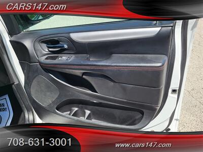 2017 Dodge Grand Caravan GT   - Photo 29 - Midlothian, IL 60445