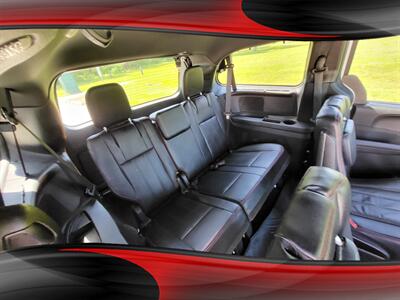 2017 Dodge Grand Caravan GT   - Photo 17 - Midlothian, IL 60445