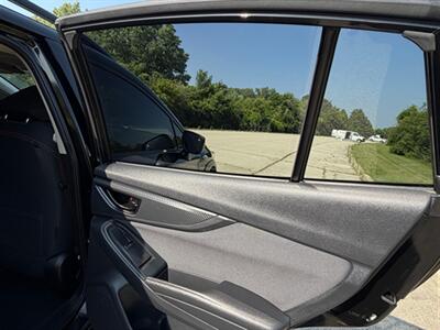2023 Subaru Crosstrek Premium   - Photo 24 - Midlothian, IL 60445