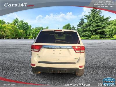 2011 Jeep Grand Cherokee Laredo   - Photo 4 - Midlothian, IL 60445