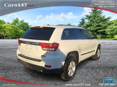 2011 Jeep Grand Cherokee Laredo   - Photo 5 - Midlothian, IL 60445