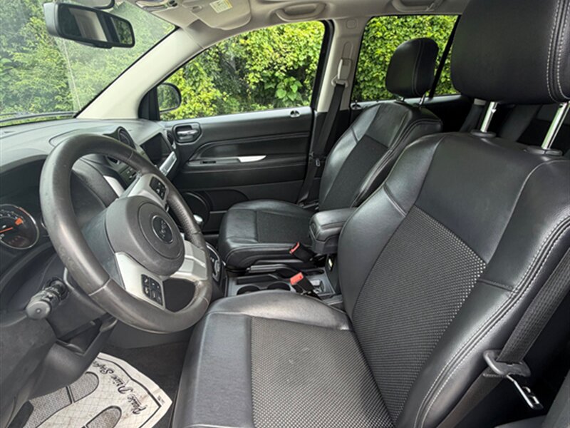 2014 Jeep Compass Latitude - Photo 17 - Midlothian, IL 60445