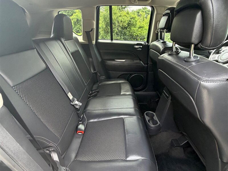 2014 Jeep Compass Latitude - Photo 19 - Midlothian, IL 60445