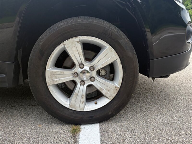 2014 Jeep Compass Latitude - Photo 27 - Midlothian, IL 60445