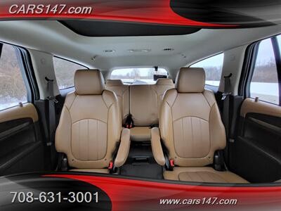 2015 Buick Enclave Premium   - Photo 15 - Midlothian, IL 60445
