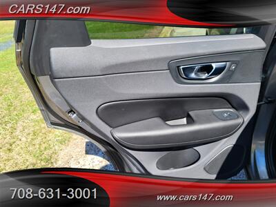 2018 Volvo XC60 T6 Momentum   - Photo 27 - Midlothian, IL 60445