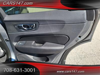 2018 Volvo XC60 T6 Momentum   - Photo 28 - Midlothian, IL 60445