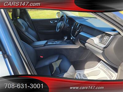 2018 Volvo XC60 T6 Momentum   - Photo 12 - Midlothian, IL 60445