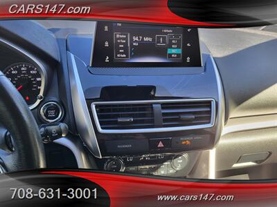2018 Mitsubishi Eclipse Cross SEL   - Photo 10 - Midlothian, IL 60445