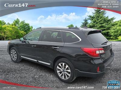 2017 Subaru Outback 2.5i Touring   - Photo 3 - Midlothian, IL 60445