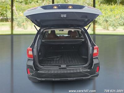 2017 Subaru Outback 2.5i Touring   - Photo 12 - Midlothian, IL 60445