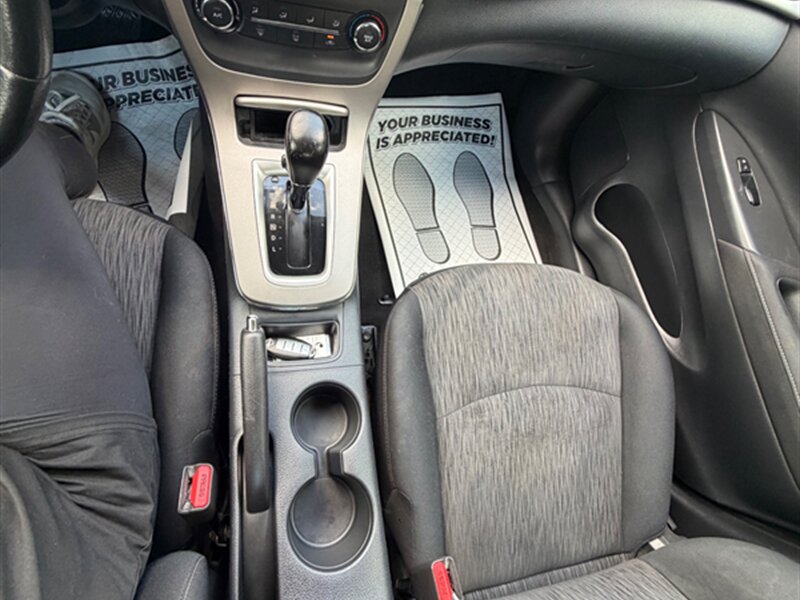 2015 Nissan Sentra SV - Photo 15 - Midlothian, IL 60445