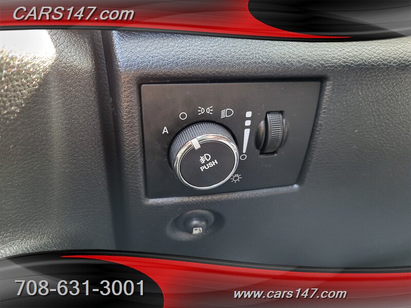 2013 Jeep Grand Cherokee Laredo photo 18