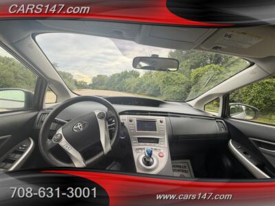 2013 Toyota Prius Two - Photo 10 - Midlothian, IL 60445