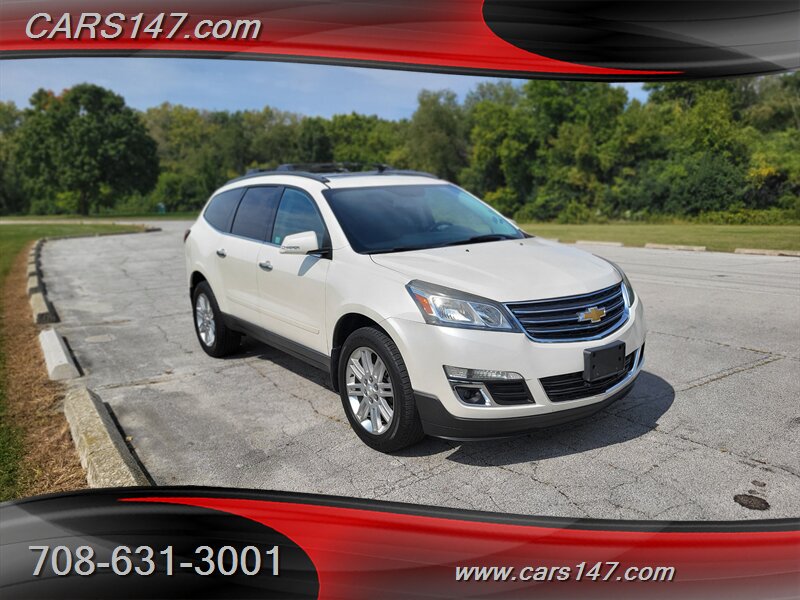 2014 Chevrolet Traverse 1LT photo 3