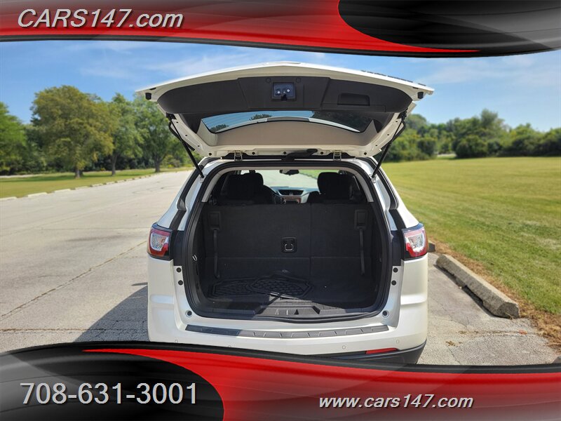 2014 Chevrolet Traverse 1LT photo 8