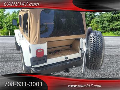 1998 Jeep Wrangler Sport   - Photo 10 - Midlothian, IL 60445