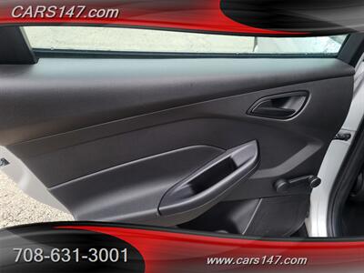 2017 Ford Focus S   - Photo 25 - Midlothian, IL 60445