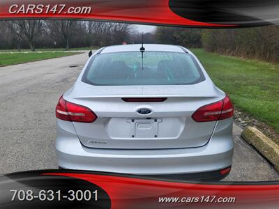2017 Ford Focus S   - Photo 8 - Midlothian, IL 60445