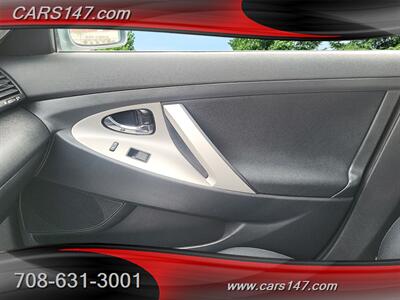 2009 Toyota Camry SE   - Photo 20 - Midlothian, IL 60445
