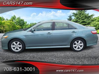 2009 Toyota Camry SE   - Photo 2 - Midlothian, IL 60445
