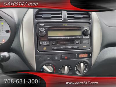 2004 Toyota RAV4   - Photo 19 - Midlothian, IL 60445