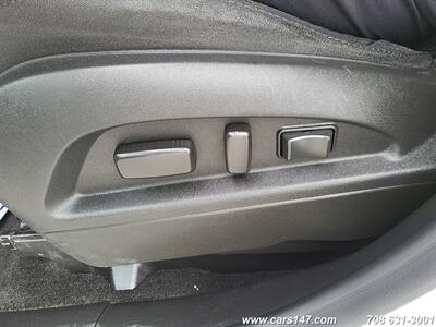 2017 Chevrolet Equinox LT   - Photo 17 - Midlothian, IL 60445