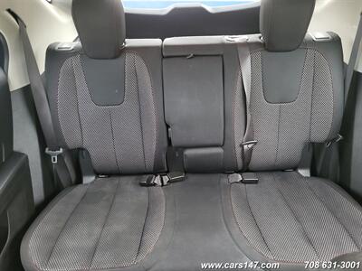 2017 Chevrolet Equinox LT   - Photo 13 - Midlothian, IL 60445