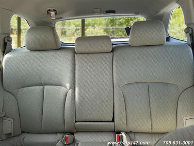 2011 Subaru Outback 2.5i   - Photo 13 - Midlothian, IL 60445