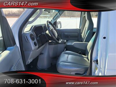 2011 Ford E-350 SD XL   - Photo 11 - Midlothian, IL 60445